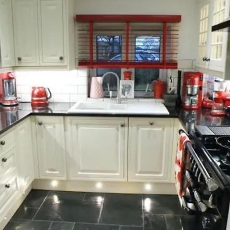Well Presented 2 Bedroom House Village Holiday Let Strensall Extérieur photo