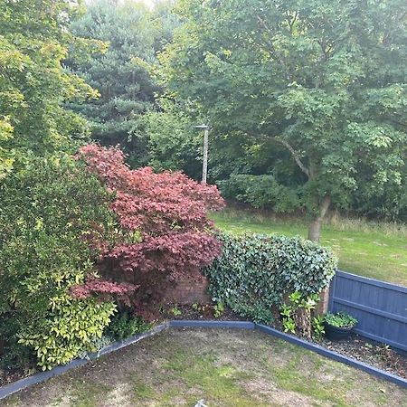 Well Presented 2 Bedroom House Village Holiday Let Strensall Extérieur photo