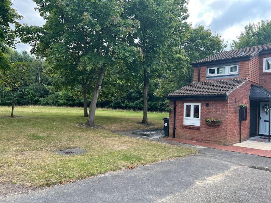 Well Presented 2 Bedroom House Village Holiday Let Strensall Extérieur photo